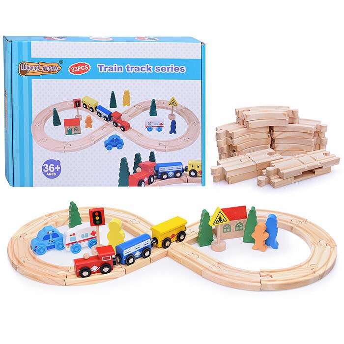 Деревянная железная дорога с паровозом и фигурками в коробке D1069